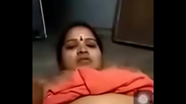 गर्म देशी वीडियो