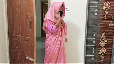 गांडू देवर ने देसी भाभी की चूत में लंड घुसेड़ा, बंगाली आवाज में चिल्लाती हुई