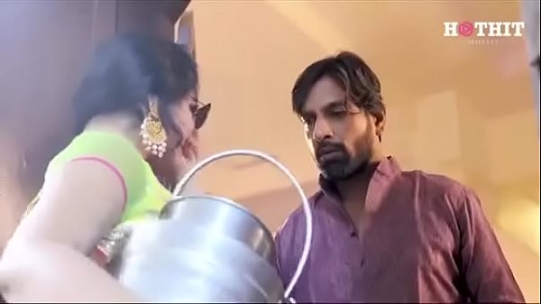 गांव की भाभी को कुत्ते की तरह चोदना