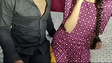 बेहूदा देसी भाभी को उसके जवान देवर ने धोखे से चोदा