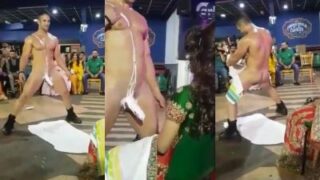गर्म एनआरआई लड़की की शादी से पहले की पार्टी में जंगली सेक्स