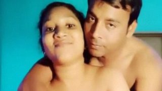 गर्म देशी जोड़े का सेक्स वीडियो ऑनलाइन वायरल