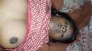 गाँव की छोकरी मल्ली का गरमा गरम कामुक वीडियो