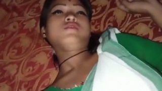 छोटी चूत वाली थौबाल मणिपुर की लड़की साड़ी में एक्स एक्स एक्स वीडियो
