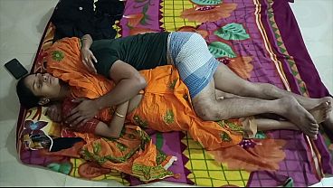 गर्म देशी भाभी ने देवर को उसके कड़े लंड से चोदने के लिए लुभाया
