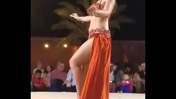 गर्म देसी नाच