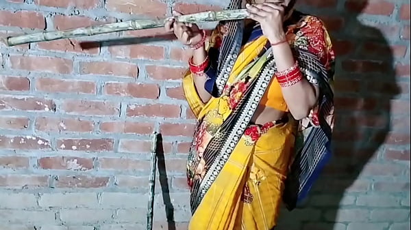 गर्म गन्ने वाली भाभी का रसीला अश्लील वीडियो
