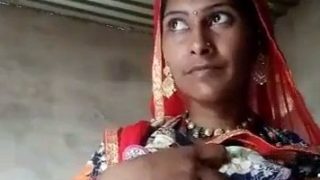 गाँव की रंगीली राजस्थानी चुदाई का मोबाइल वीडियो