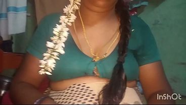 भारतीय सुंदर मोटे स्तन वाली घरेलू महिला का गर्म सेक्स