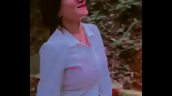 बबीता गर्म देशी लड़की