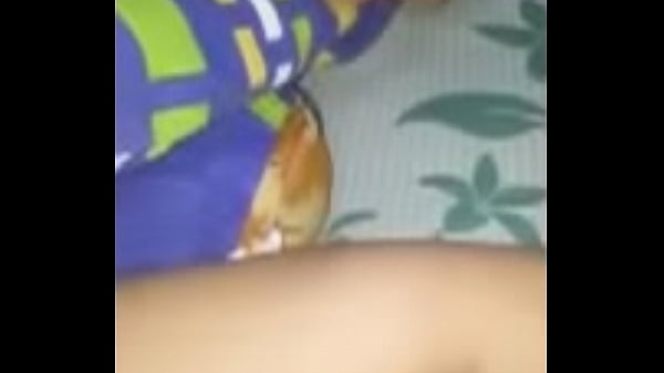 गर्म देसी बेवफा की चूत का बेहद सेक्सी खुलासा 7402