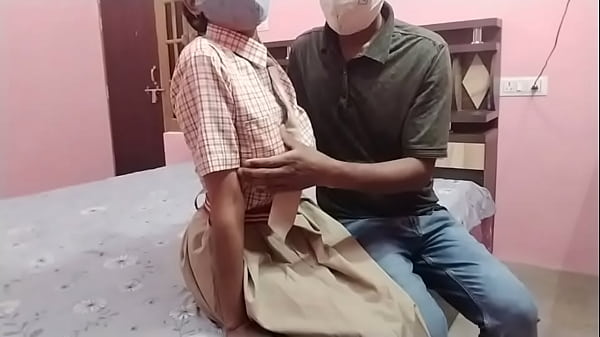 गर्म भारतीय स्कूली लड़की का बाहर सेक्स वीडियो हिंदी आवाज में