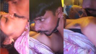 Bf अपनी Gf के कसी हुई चूचियाँ चूसता है और तमिल सेक्स का मज़ा लेता है