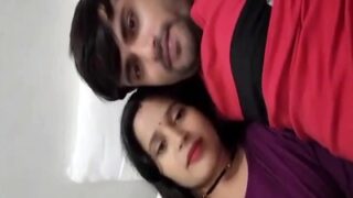एक बदमाश और उसकी भाभी के भारी जूड़ों का पंजाबी सेक्स वीडियो