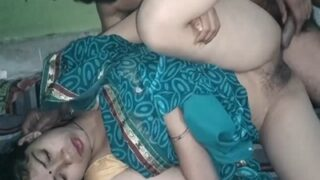 गाँव की भाभी को देसी अंदाज में जोरदार चोदाई