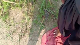 भारतीय जंगल में जवान जोड़े की देसी एमएमएस वीडियो, गर्म और भड़कीला