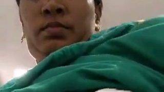 मल्लू आंटी का भड़कीला माँस का मेला