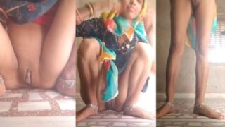 राजस्थानी औरत कैमरे पर अपनी देसी चूत दिखाती है