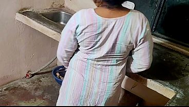 भारतीय देसी भाभी की चुदाई