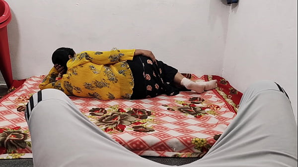 सुंदर भारतीय प्रेमिका का बिना कटा हुआ वीडियो देखो, जोश भरा और गर्म