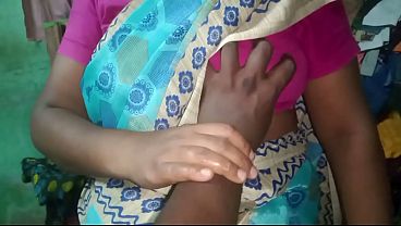 भारतीय गृहिणी प्रियंका का घरेलू चुदाई वीडियो