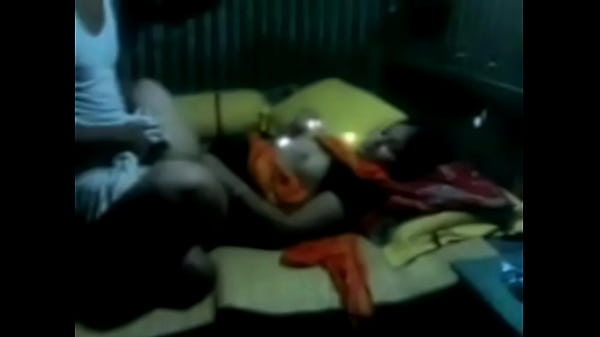 देसी जवानी का रसीला मजा, कामुकता की हदों को पार करती हुई