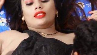 नैंसी भाभी – बदन की गर्मी उतारती हॉट वेब सीरीज S01e03
