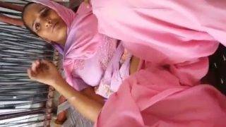 राजस्थानी चूत दिखाने वाली एमएमएस, गरम माल