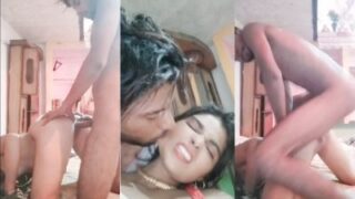 हार्डकोर देसी सेक्स वीडियो जहाँ एक देसी लड़का अपनी गर्म चूतिया गर्लफ्रेंड को चोद रहा है